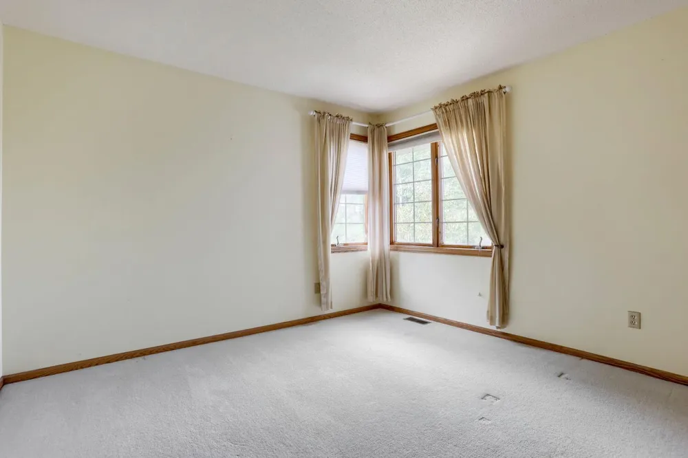 1896 Beebe Road Maplewood, MN 55109