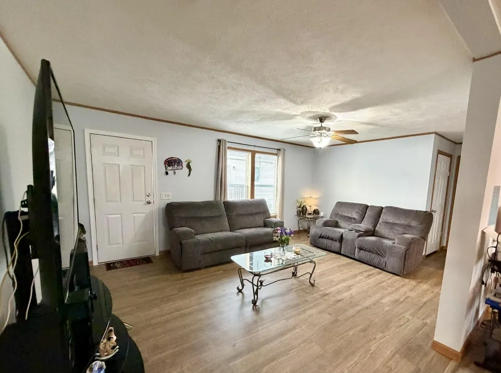 2020 Peregrine Place NW Stewartville, MN 55976