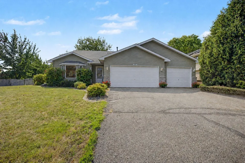 309 4th Street NW Saint Michael, MN 55376