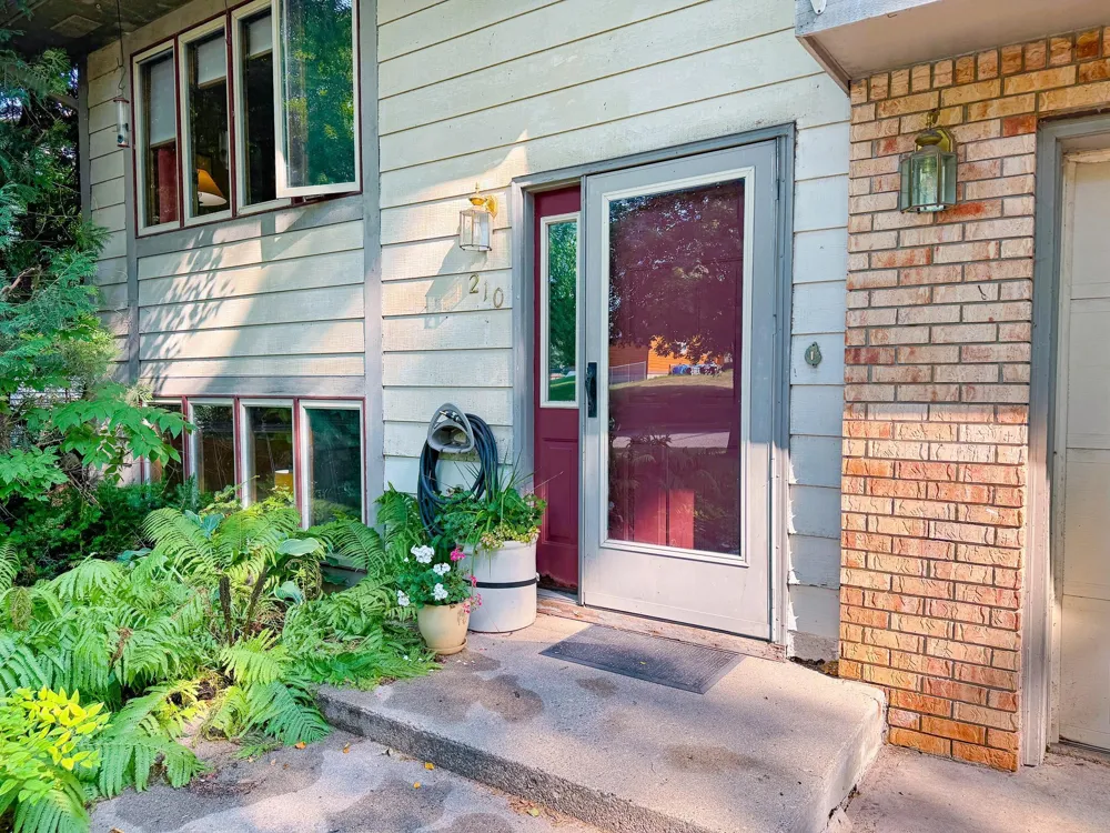 210 W Everett Avenue Fergus Falls, MN 56537