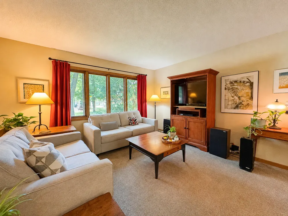 210 W Everett Avenue Fergus Falls, MN 56537