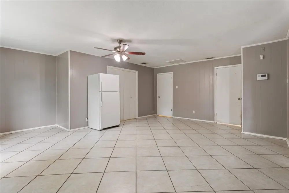 901 S Old Temple Road Lorena, TX 76655
