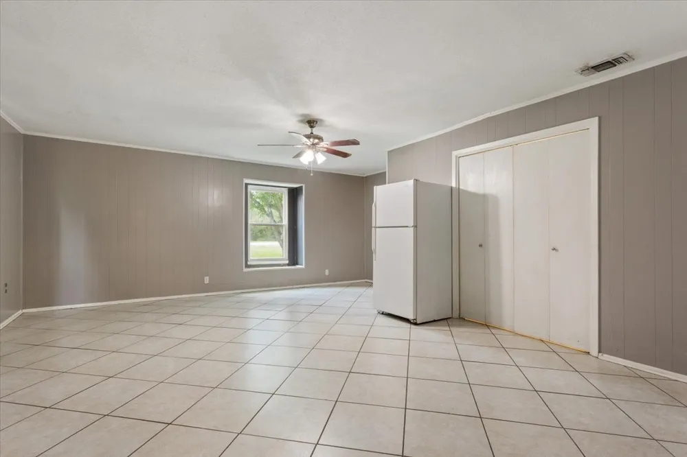 901 S Old Temple Road Lorena, TX 76655