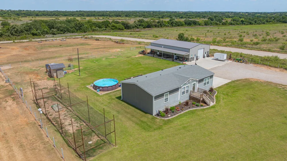 1765 CR 300 Dublin, TX 76446