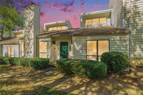 603 Serramonte Drive NE
