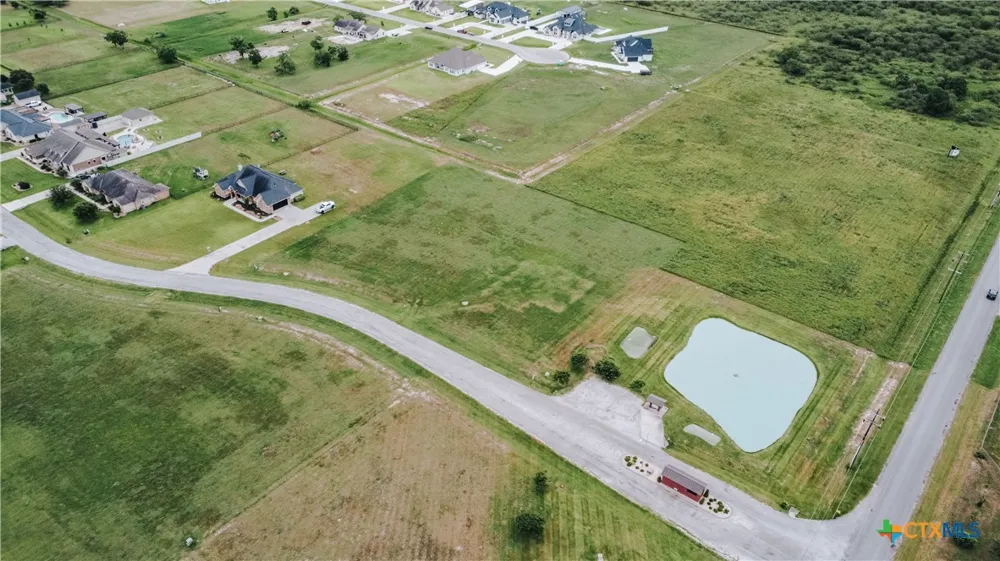 83 Wellspring Boulevard Victoria, TX 77904