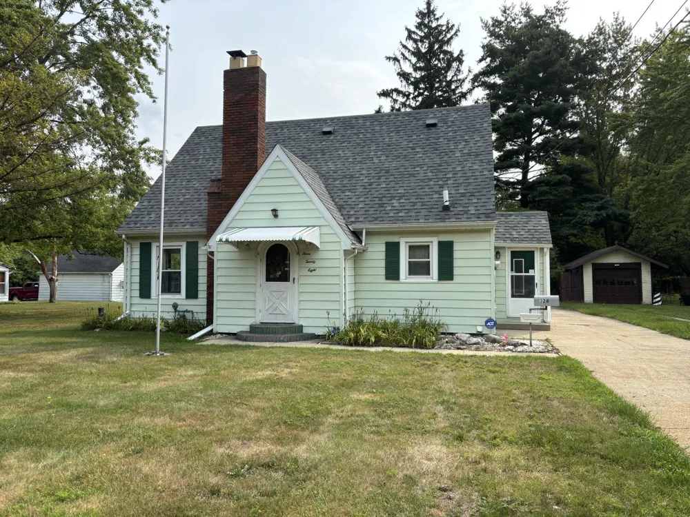 328 Miller Avenue Battle Creek, MI 49037
