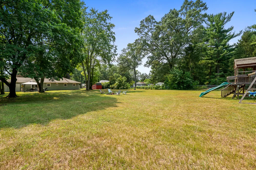 1360 Logan Road Muskegon, MI 49445
