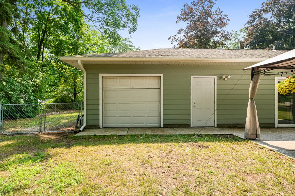 1360 Logan Road Muskegon, MI 49445