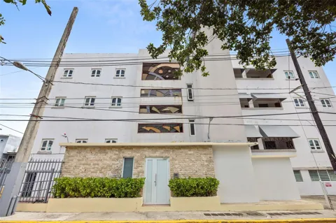 420 CALLE SAN ANTONIO CONDOMINIO SAGRADO CORAZÓN #303