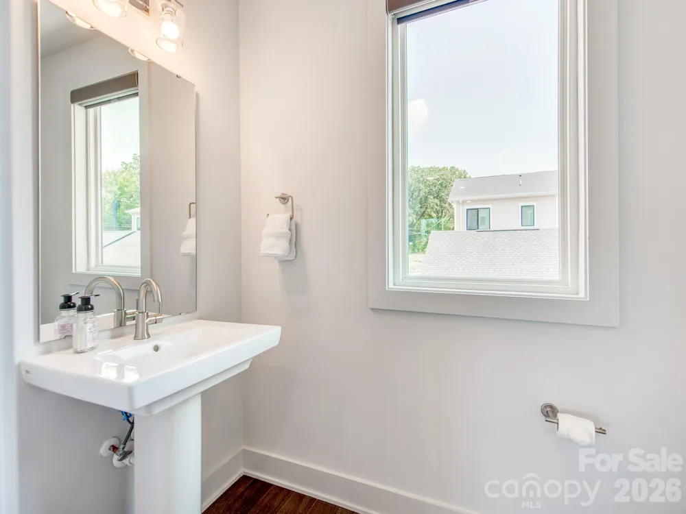 931 Cityscape Drive Charlotte, NC 28205