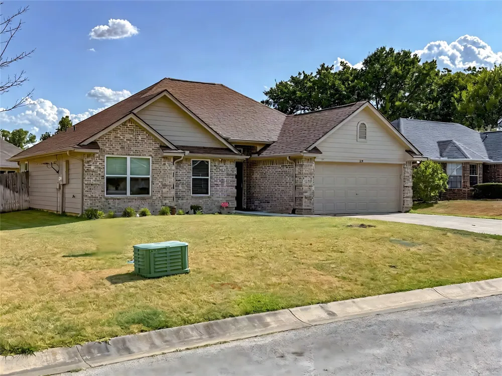 219 Quail Run Aubrey, TX 76227