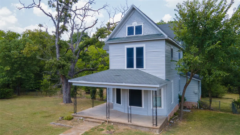 3429 Interurban Road Denison, TX 75021