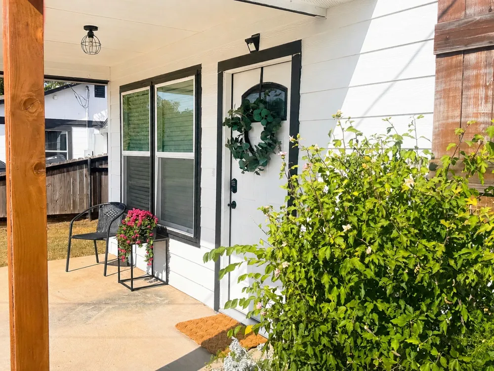 106 Raymond Street Bowie, TX 76230