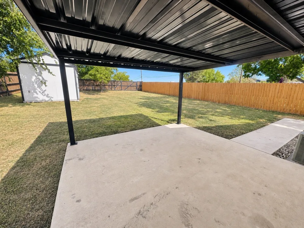 106 Raymond Street Bowie, TX 76230