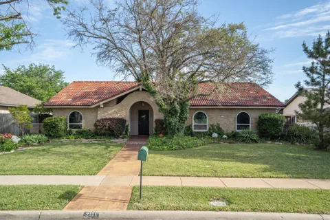 2121 Sunrise Trail