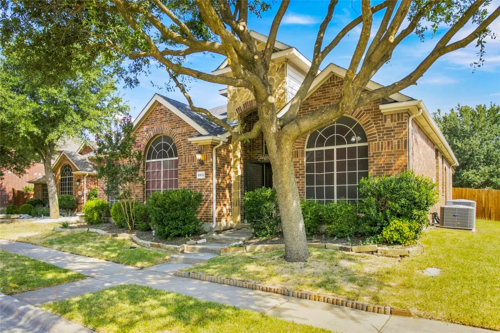 5912 Chuck Wagon Lane McKinney, TX 75070
