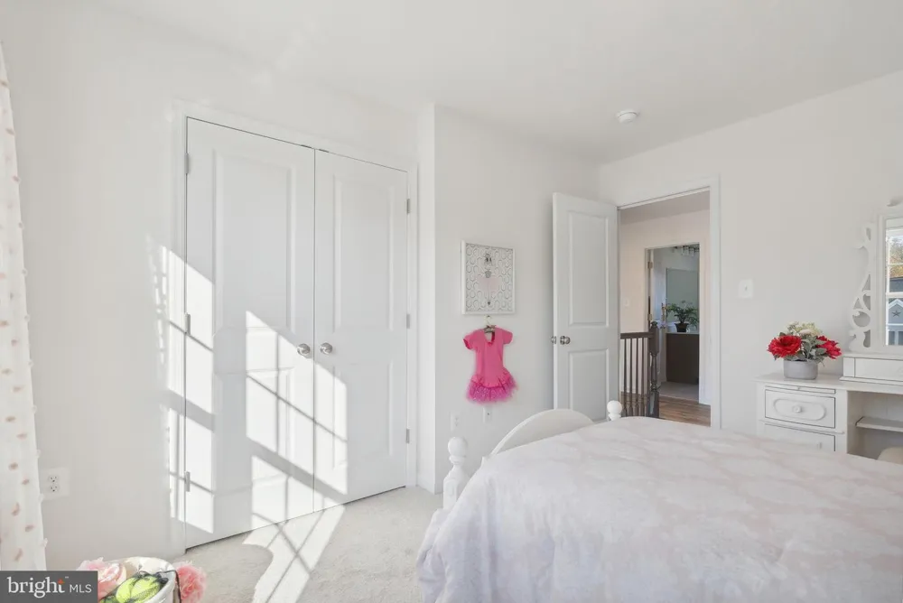 33 FRIAR RD #37 York, PA 17408