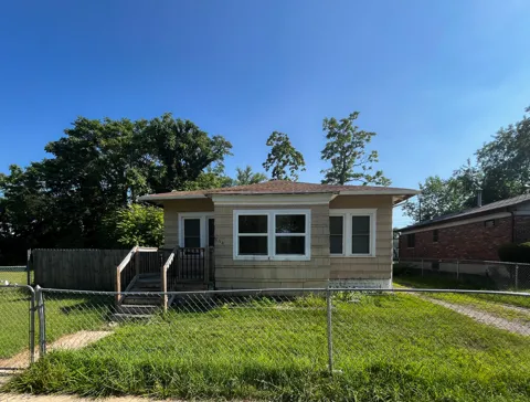 864 Highland Avenue