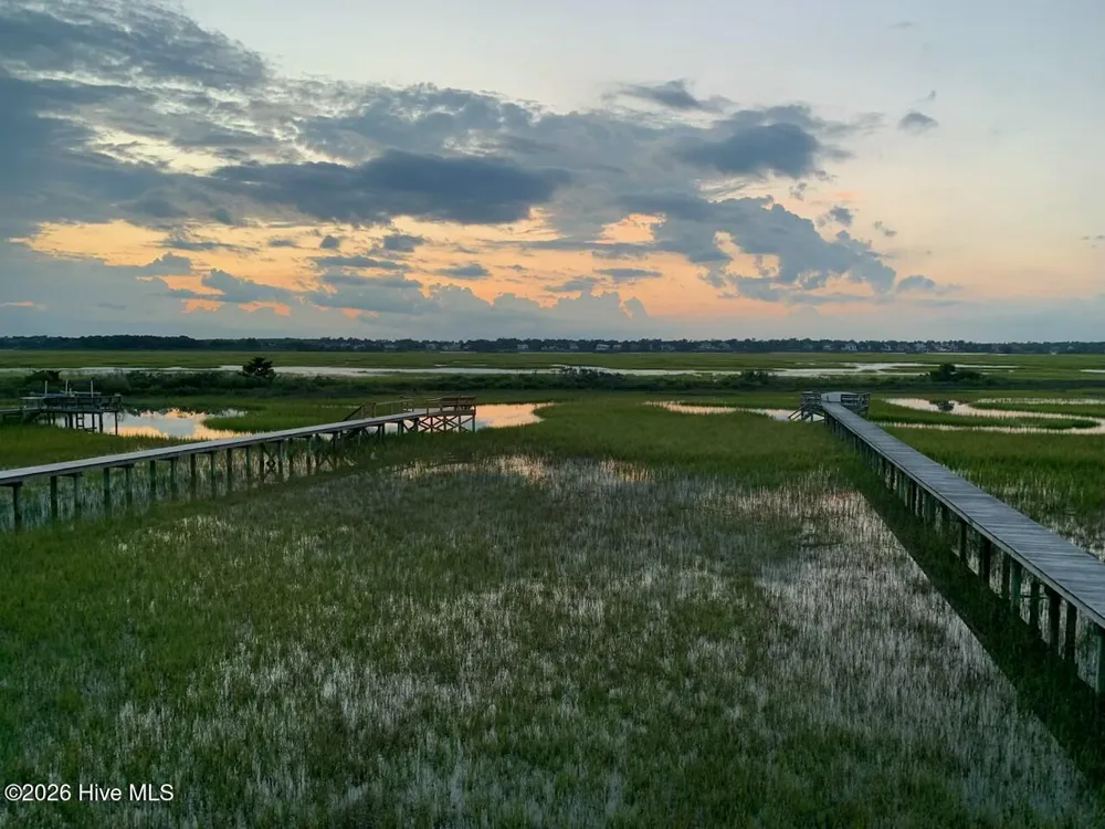 2515 Lumina Avenue Wrightsville Beach, NC 28480