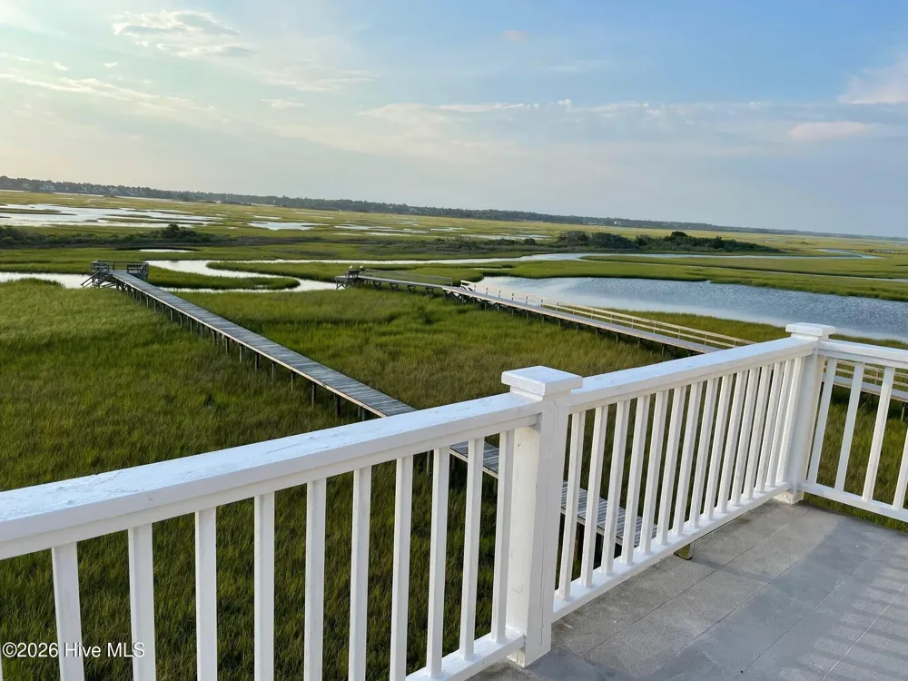 2515 Lumina Avenue Wrightsville Beach, NC 28480