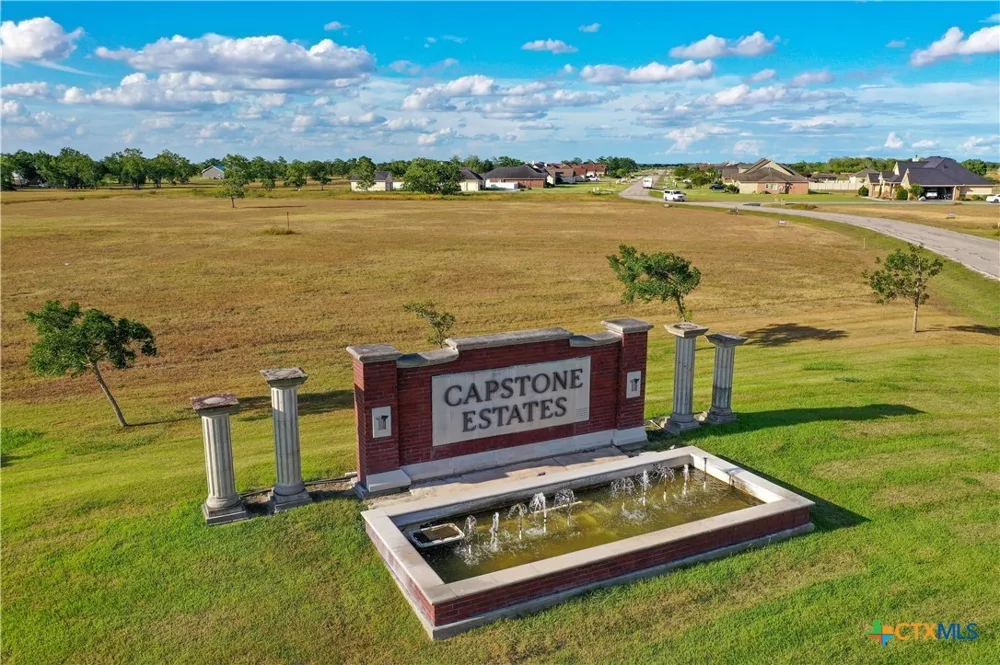 90 Wellspring Boulevard Victoria, TX 77904