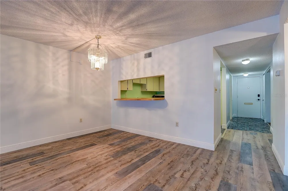 3708 GREENERY COURT #108 Tampa, FL 33618