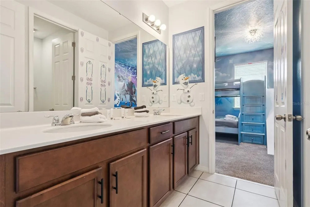 1633 NASSAU POINT TRAIL Kissimmee, FL 34747