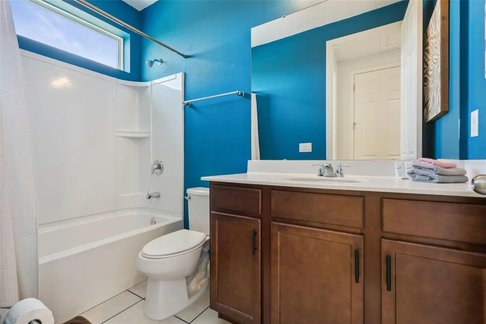 1633 NASSAU POINT TRAIL Kissimmee, FL 34747