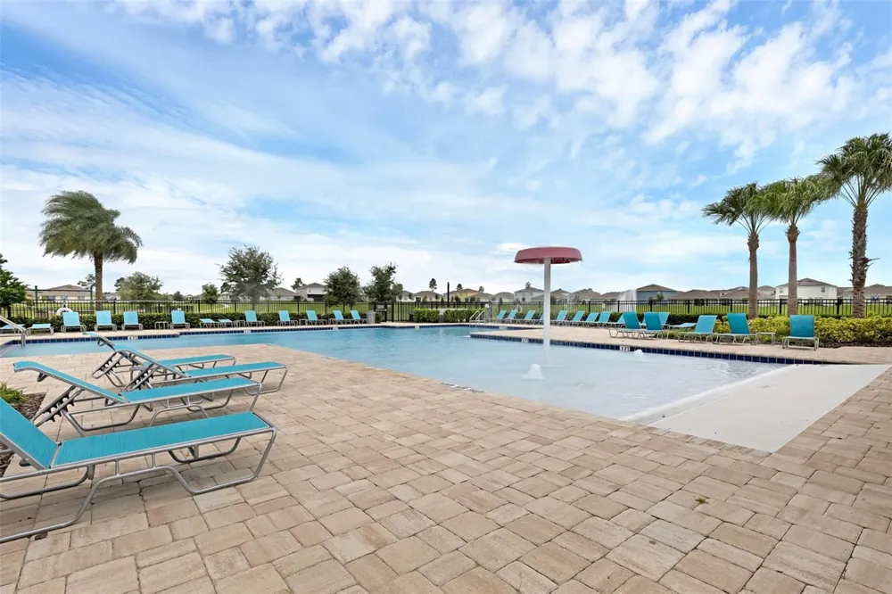 1633 NASSAU POINT TRAIL Kissimmee, FL 34747