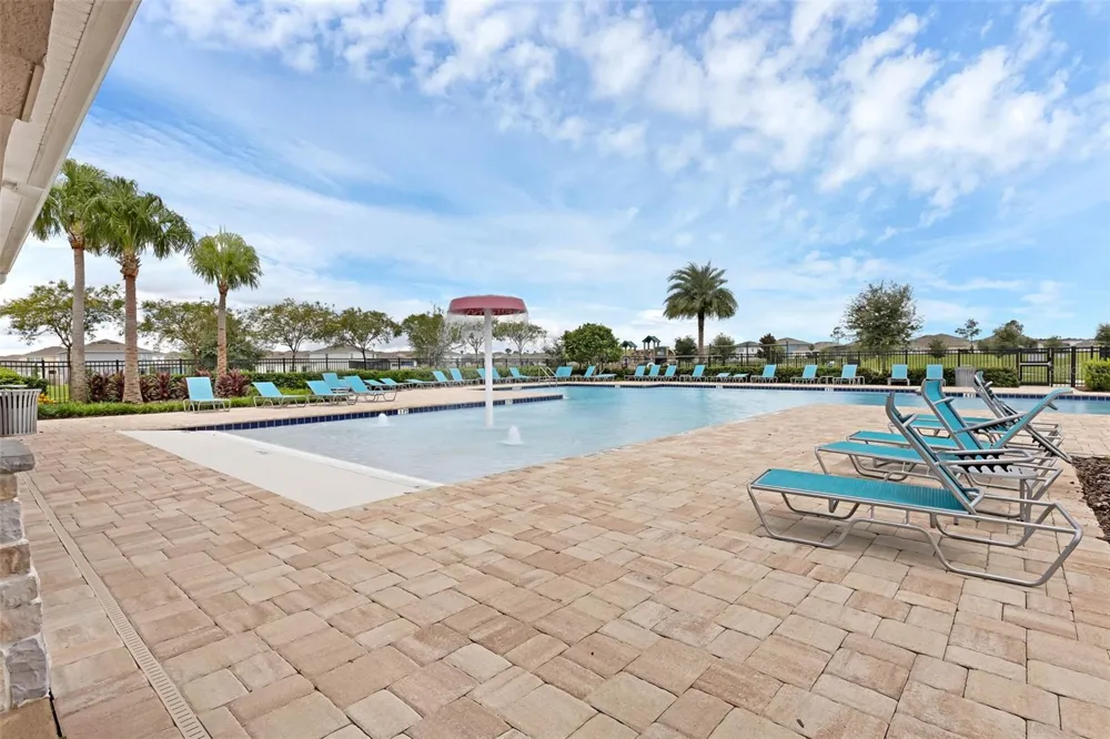 1633 NASSAU POINT TRAIL Kissimmee, FL 34747