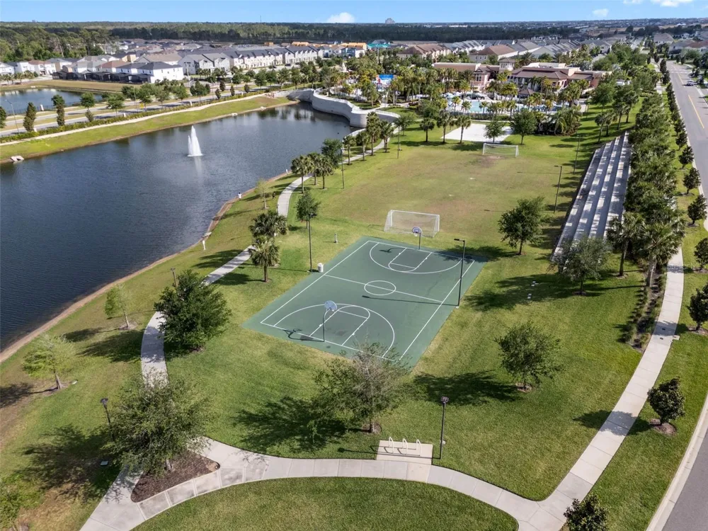 1633 NASSAU POINT TRAIL Kissimmee, FL 34747