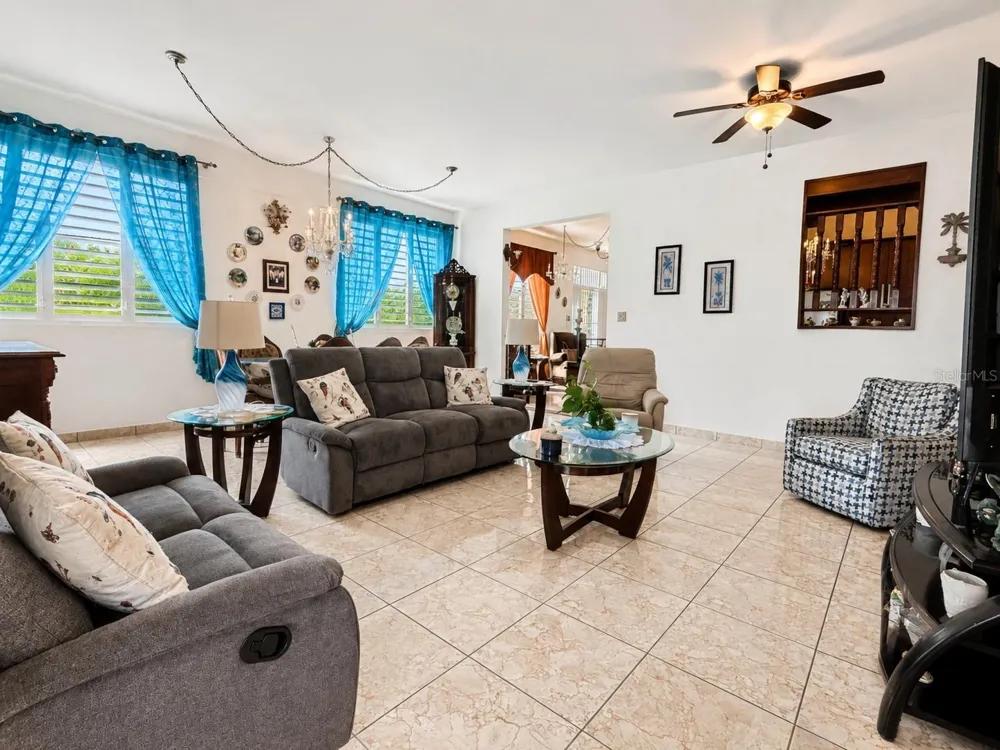 467 BARRIO CAMASEYES, AGUADILLA, KM 4.8 INT Aguadilla, PR 00603