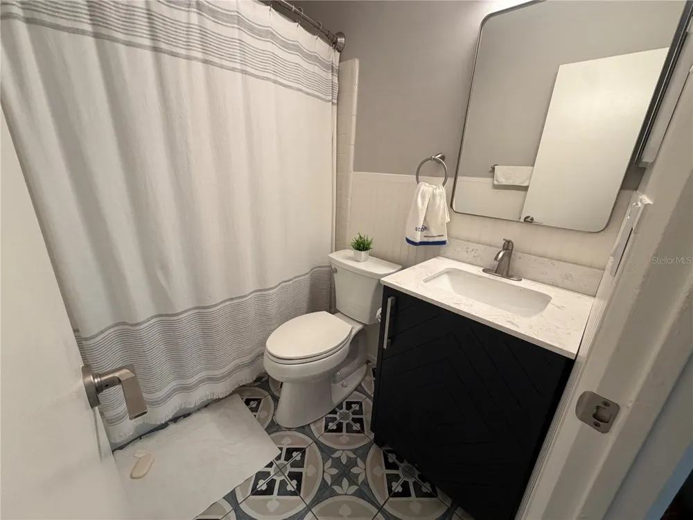 416 73RD AVENUE #205 St Petersburg, FL 33702