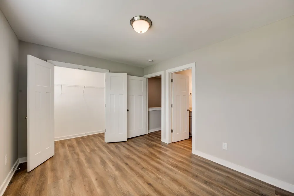 203 E Forge Ct White Bluff, TN 37187