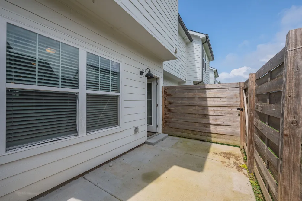 203 E Forge Ct White Bluff, TN 37187