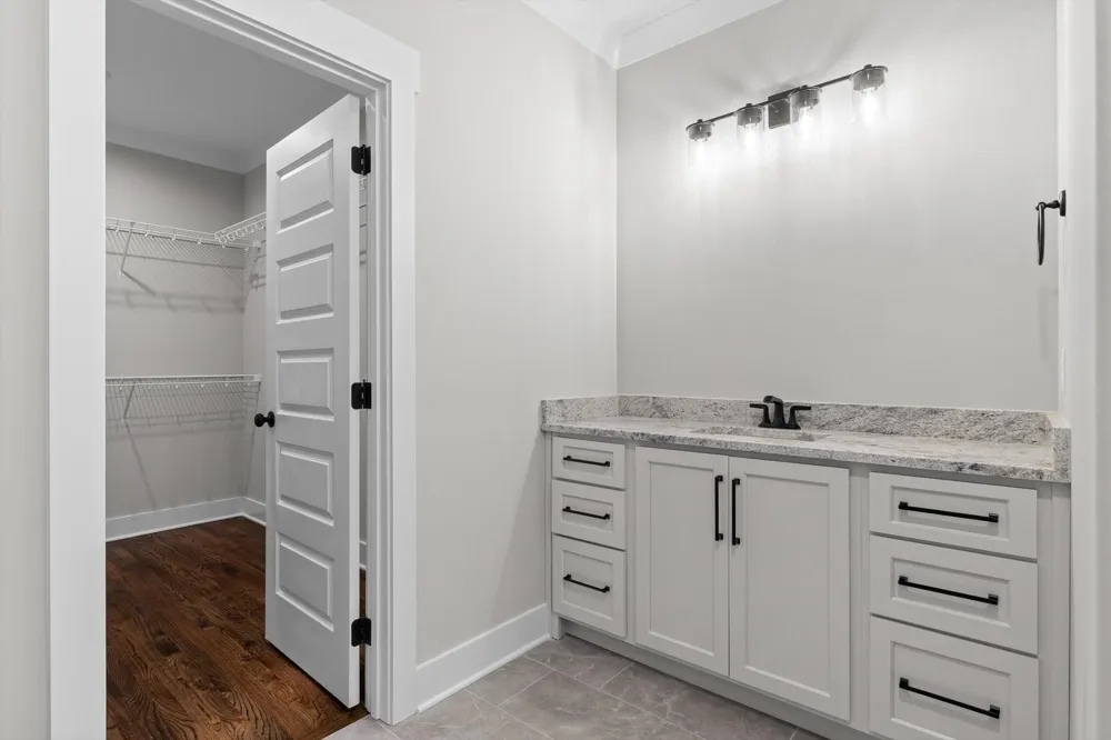 162 Bending Oak Drive Chickamauga, GA 30707