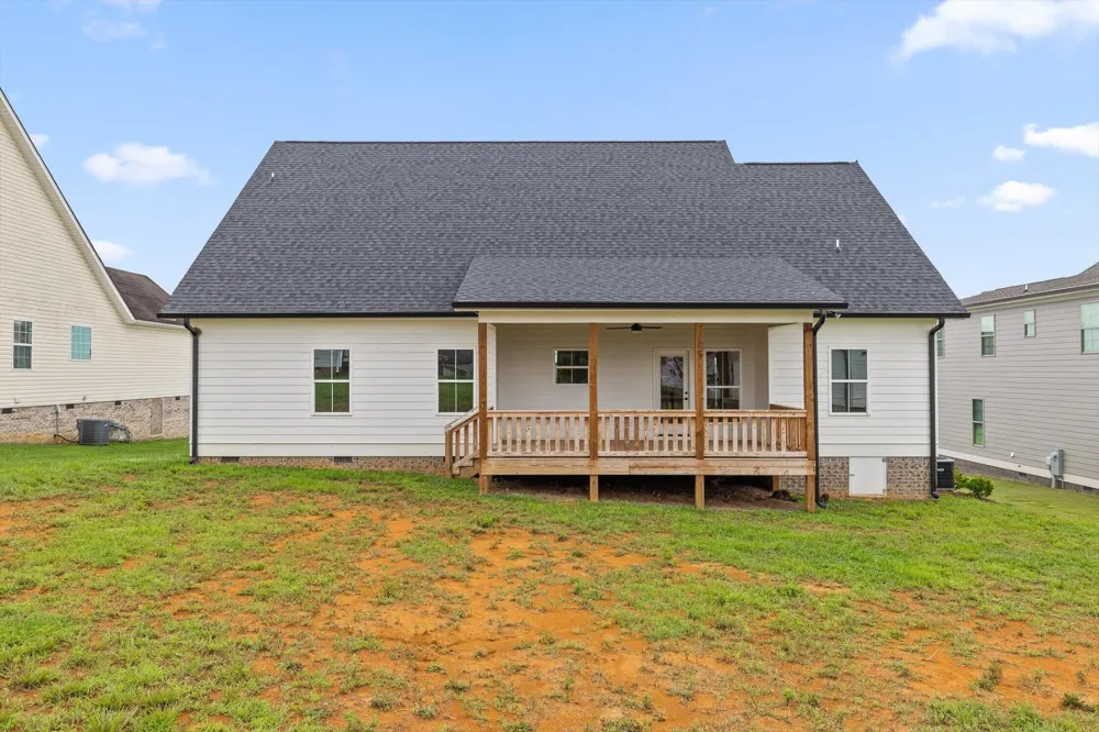 162 Bending Oak Drive Chickamauga, GA 30707