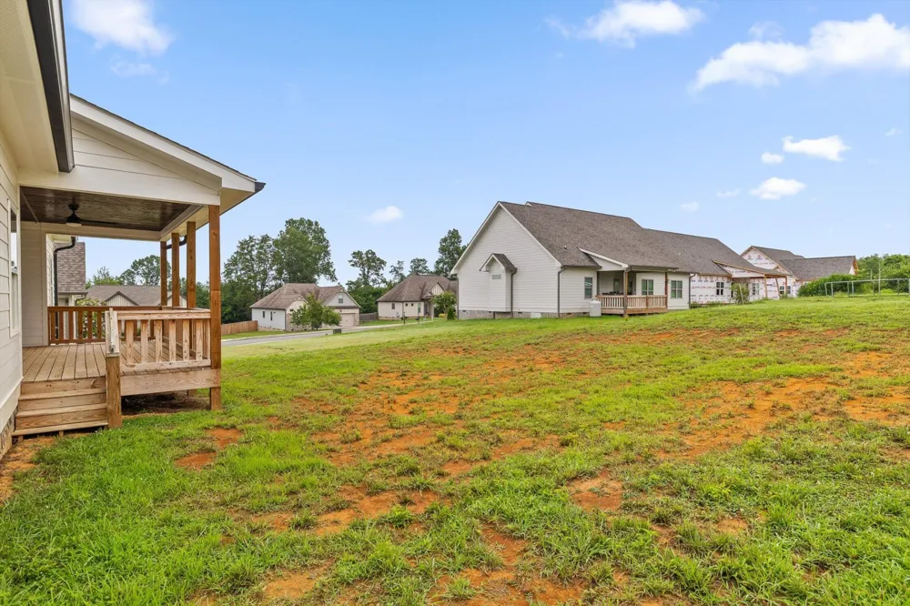 162 Bending Oak Drive Chickamauga, GA 30707