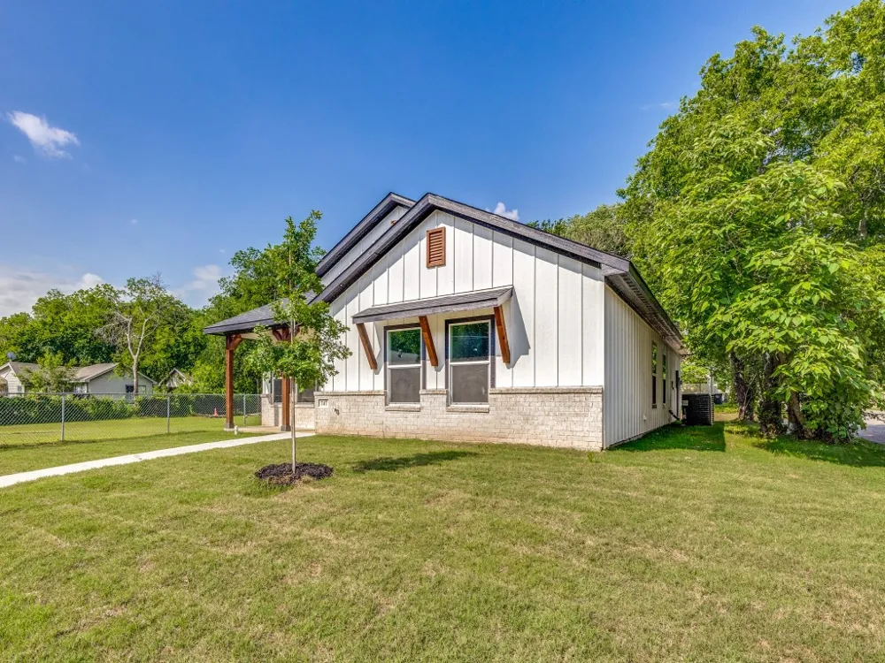 747 Wilhite Street Cleburne, TX 76031