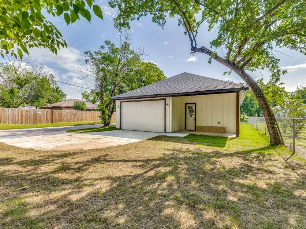 747 Wilhite Street Cleburne, TX 76031