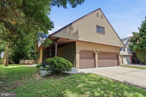 319 OAKLAWN AVENUE
