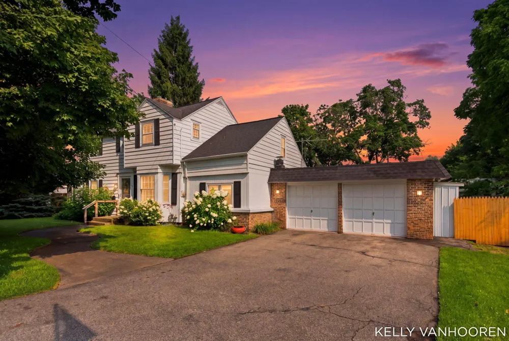 3771 Prairie Street SW Grandville, MI 49418