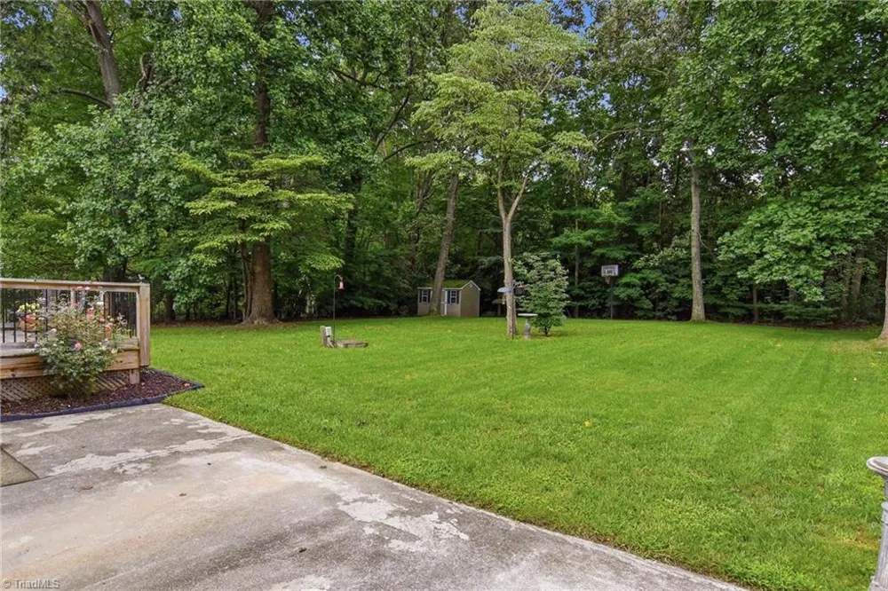 175 Kelly Lane Lexington, NC 27295