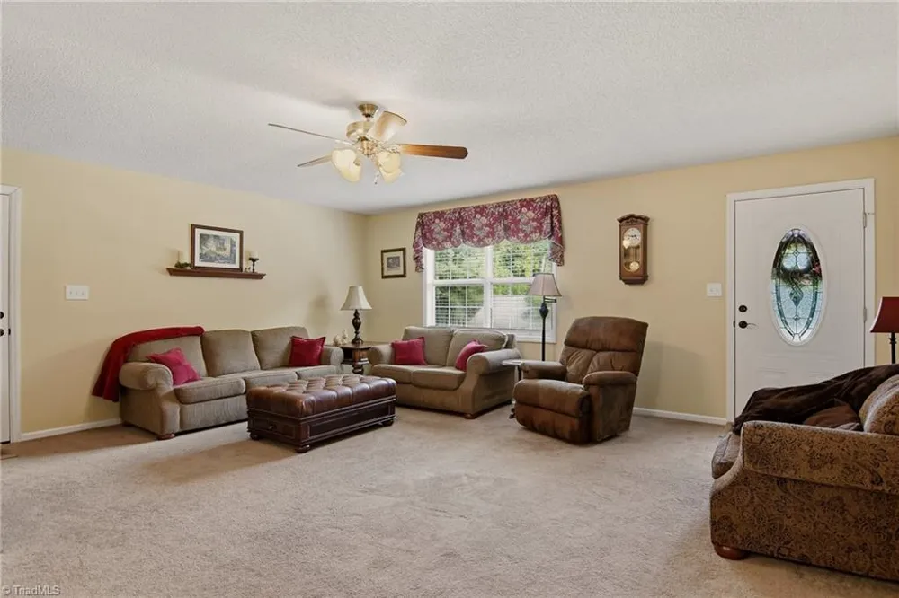 175 Kelly Lane Lexington, NC 27295