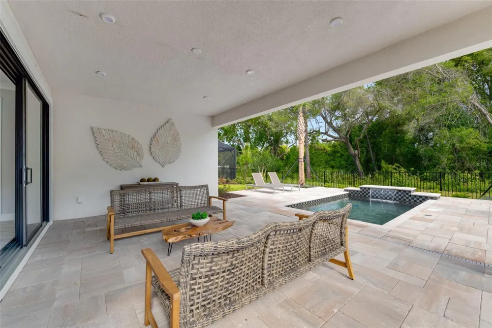 1193 CRESSWIND BOULEVARD Deland, FL 32724