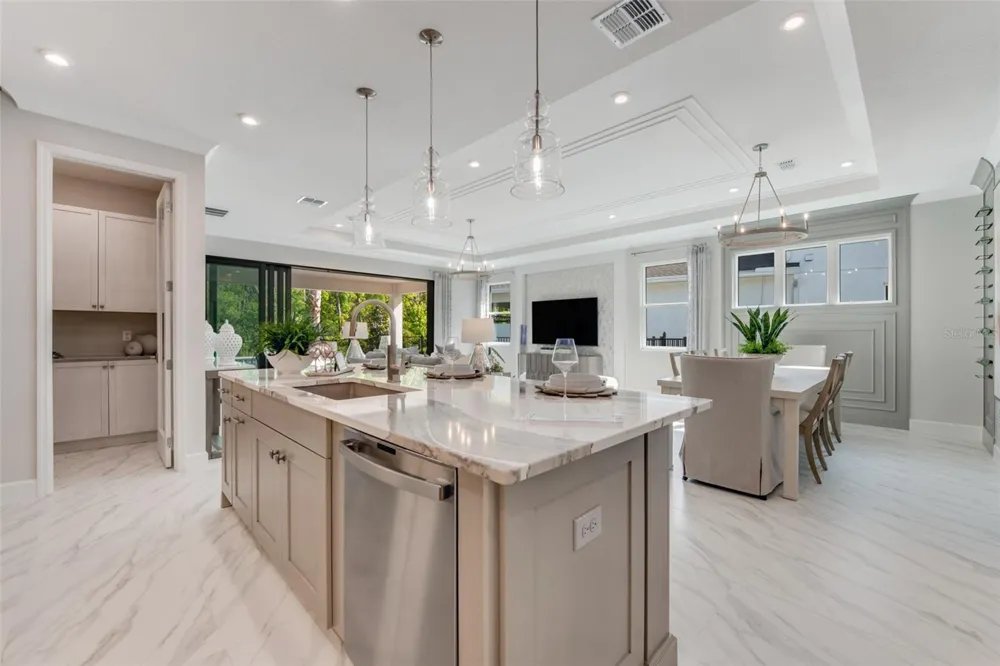 1193 CRESSWIND BOULEVARD Deland, FL 32724