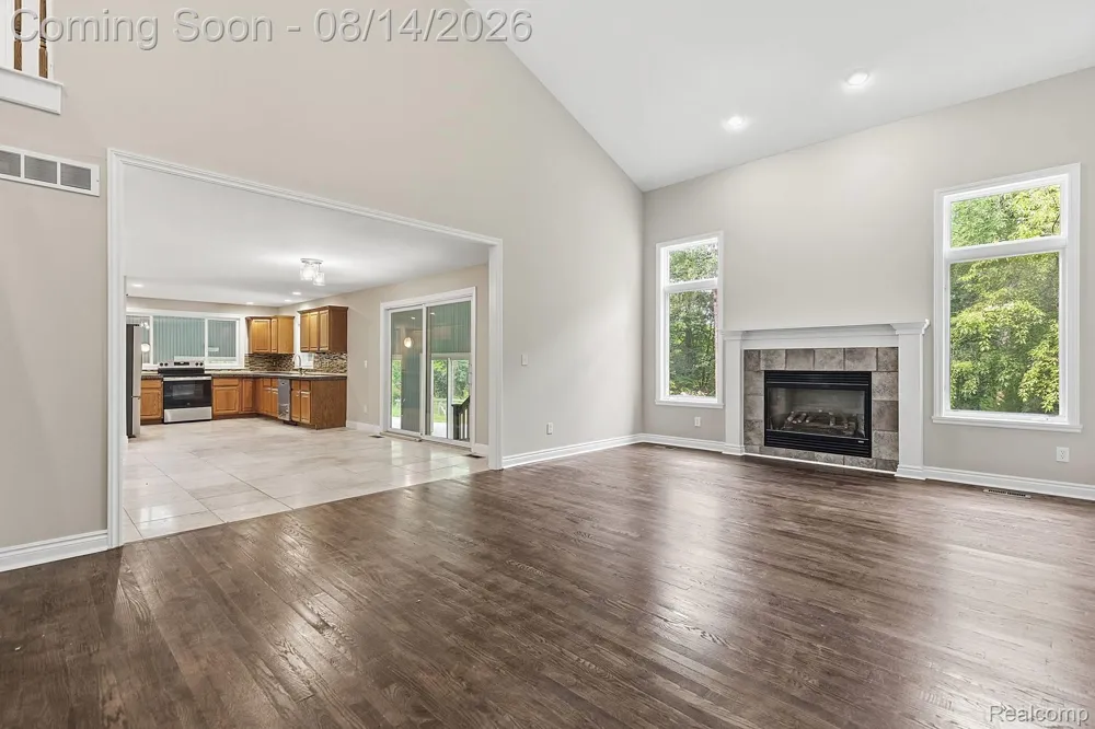 3326 Shorewood Avenue Fort Gratiot Charter Township, MI 48059