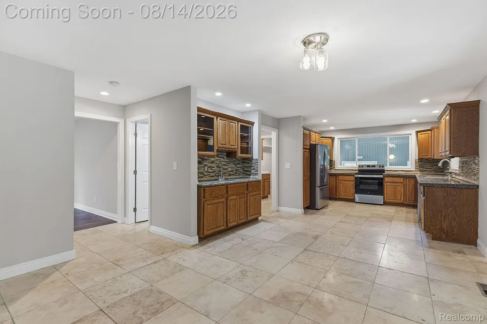 3326 Shorewood Avenue Fort Gratiot Charter Township, MI 48059