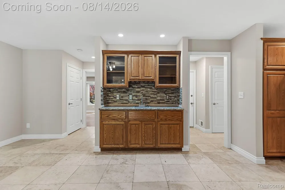 3326 Shorewood Avenue Fort Gratiot Charter Township, MI 48059